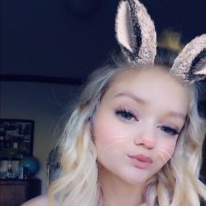 Meet your Posher, Krystal